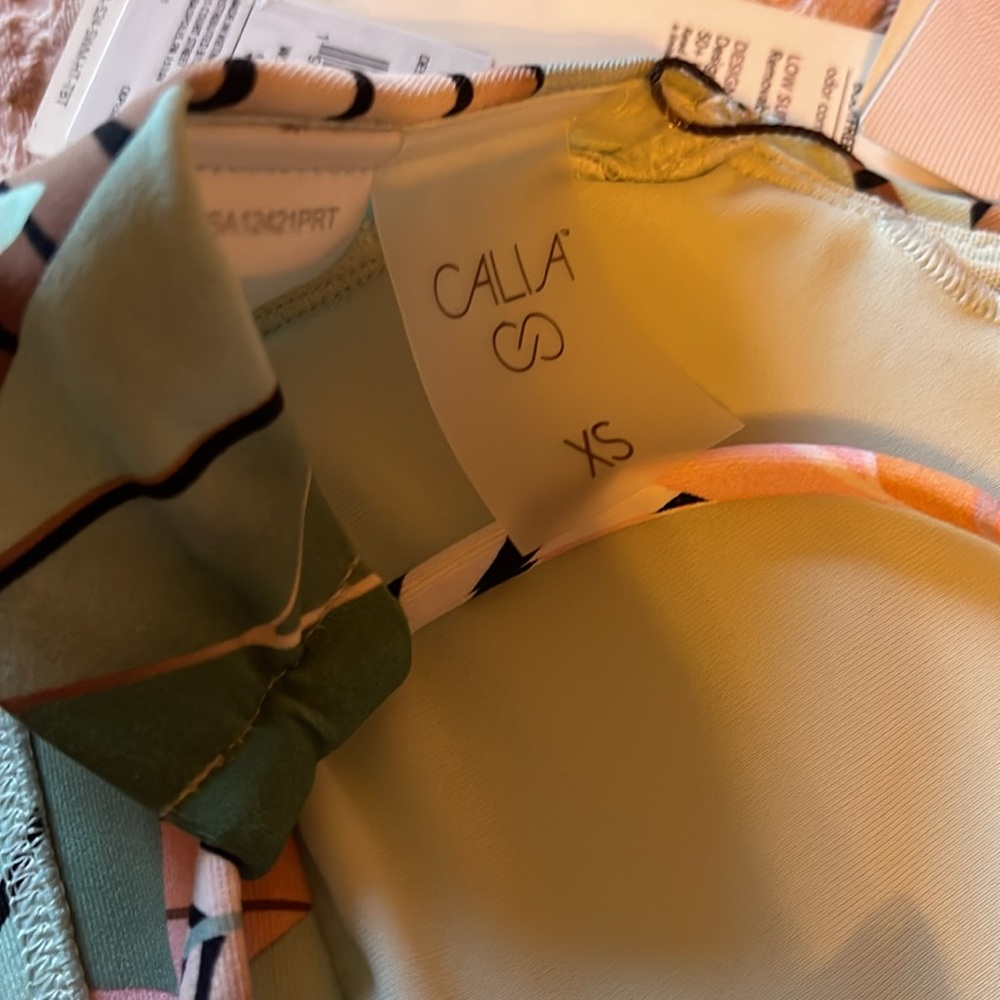 NWT calia bikini swim top size Xs - Picture 4 of 8